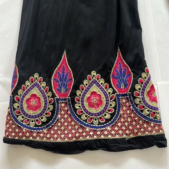 COPY - Ethnic Wear Handmade Indian Ultra Wide Leg Pants Embroidered stretchy on… - Picture 2 of 12